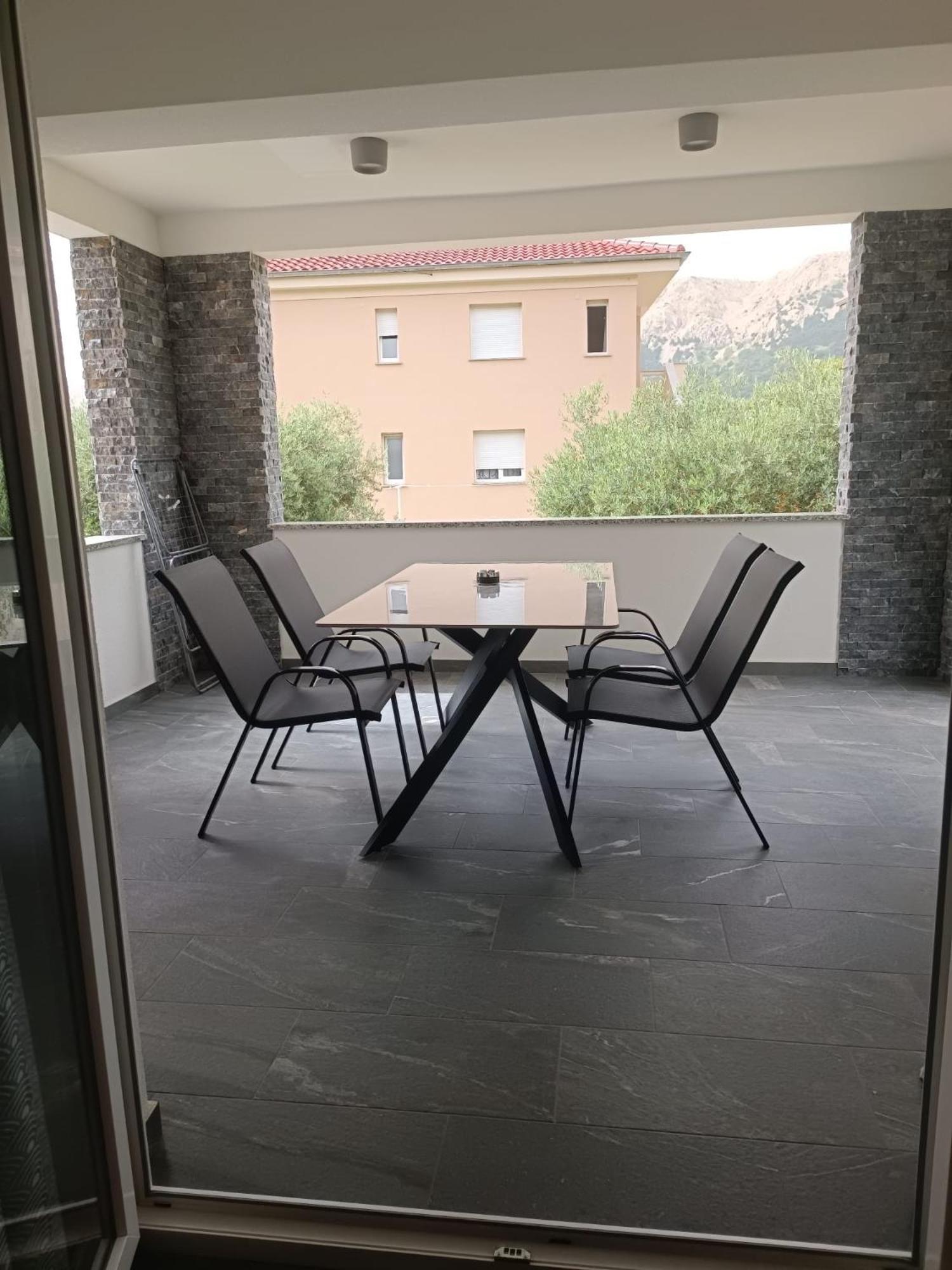 Villa Luka Baska Eksteriør bilde